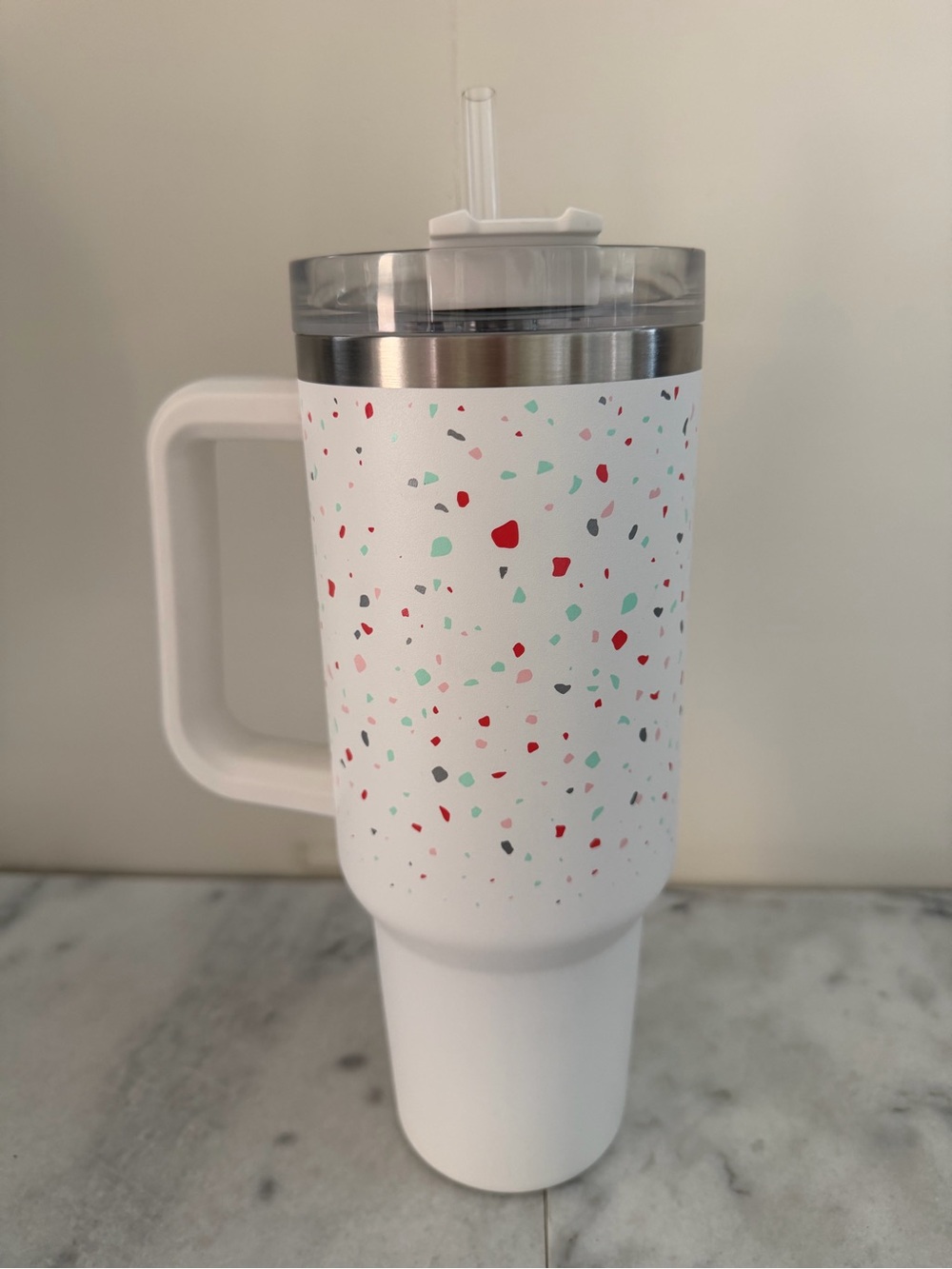 Stanley 40z Adventure Quencher White Terrazzo Confetti - Picture 4 of 8